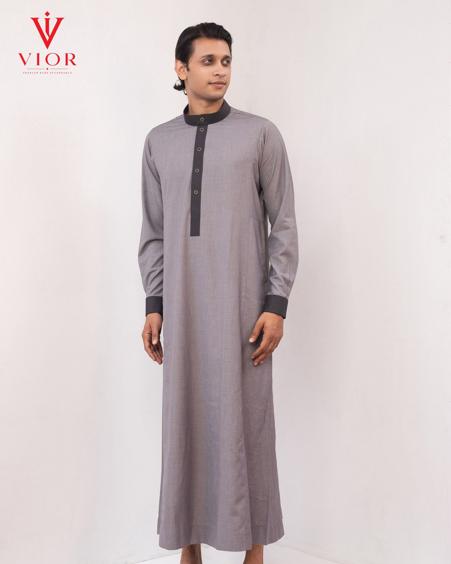 Grey Contrast-Trim Thobe