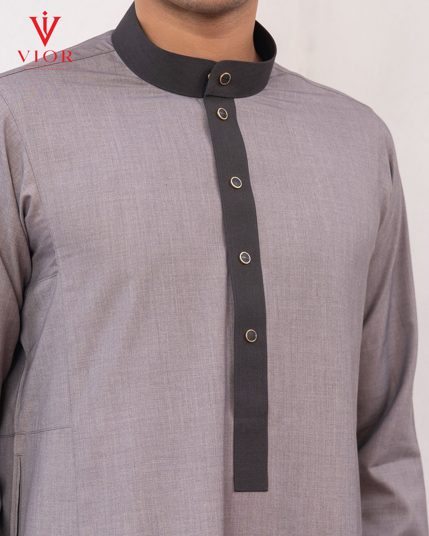 Grey Contrast-Trim Thobe